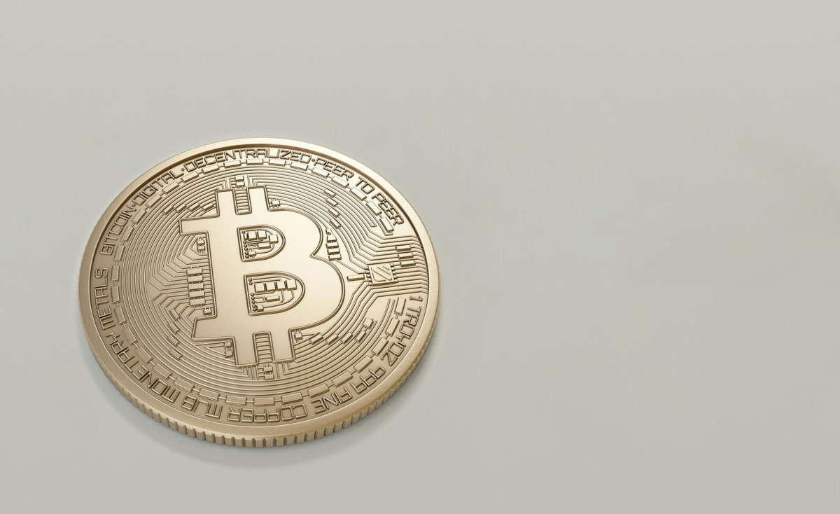 Nilai Bitcoin terus menurun